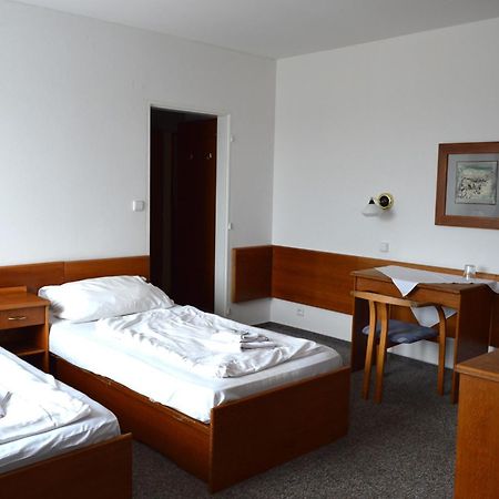 Hotel Peliny Chocen Luaran gambar