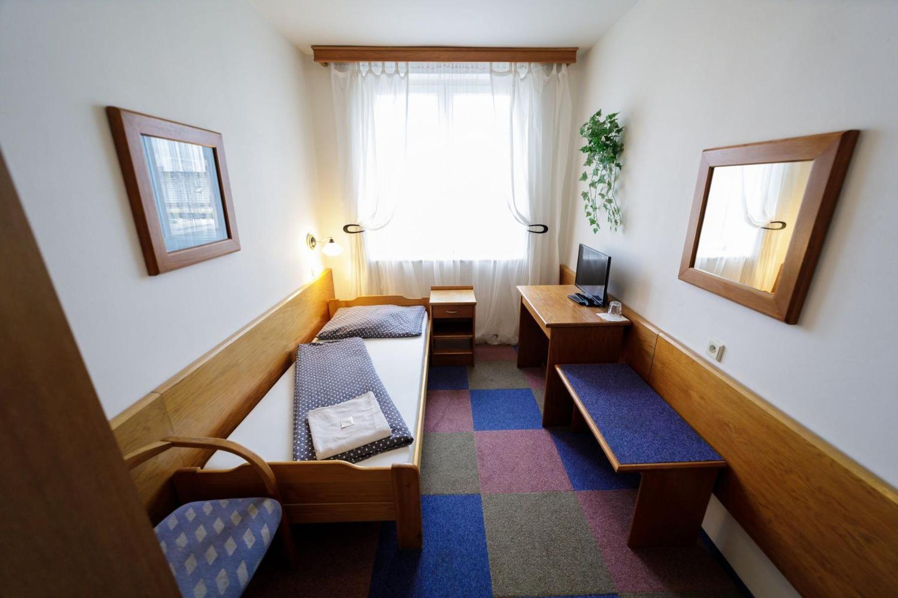 Hotel Peliny Chocen Luaran gambar