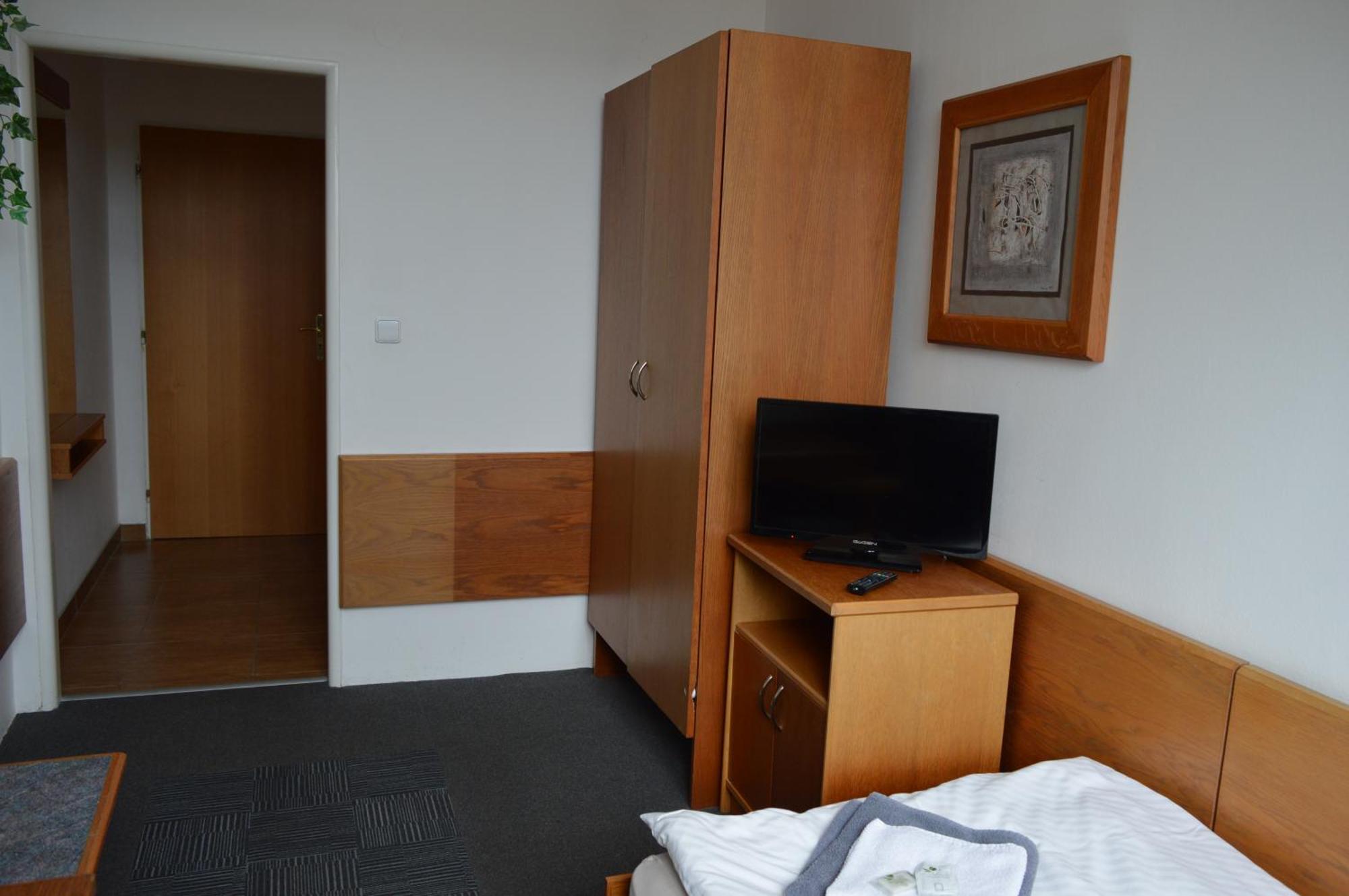 Hotel Peliny Chocen Luaran gambar